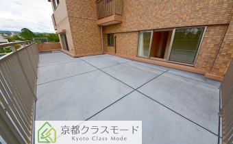 ルーフバルコニー・別アングル
