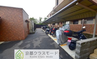 バイク置き場