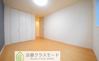 洋室7.6帖