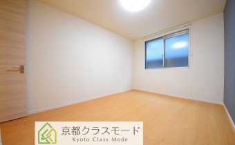 洋室7.6帖