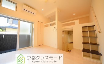 2018年3月築の築浅・メゾネットロフトのお部屋♪