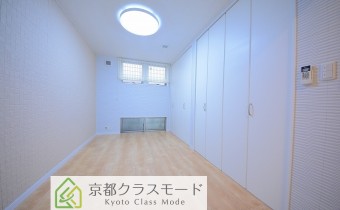 1階奥のRoom 6