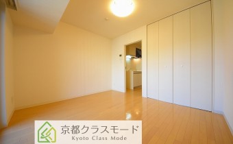 京都の町並みに溶け込む。レトロモダンな物件です♪
