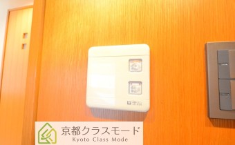 LDKの床暖房操作パネル
