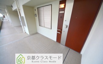 玄関ポーチ