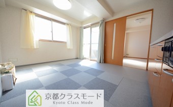 ※室内写真は同マンション内・別タイプの参考画像となります。