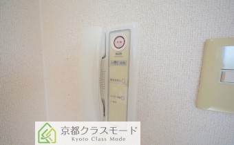 ※室内写真は同マンション内・別タイプの参考画像となります。