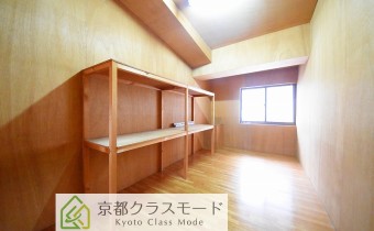 納戸 4帖