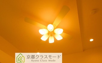 お洒落なシーリングファン付いています☆