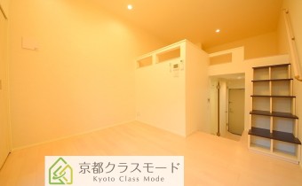 人気のメゾネットロフトタイプの「新築」です☆