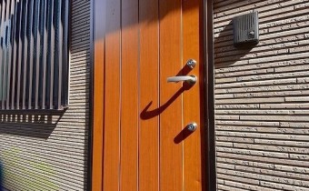 玄関ドア