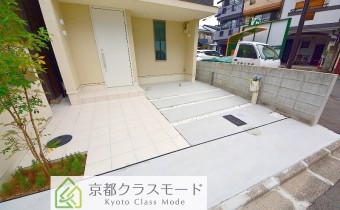 敷地内ガレージ