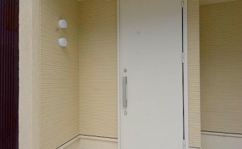 玄関ドア