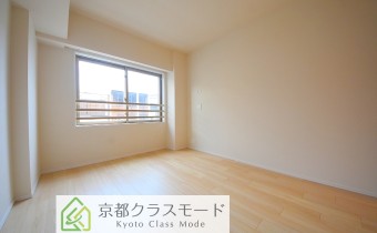 洋室6.7帖・別アングル