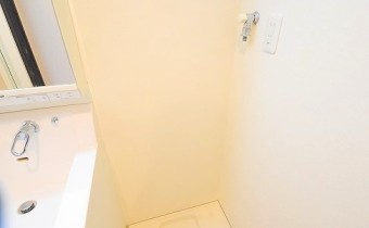 ※室内写真は同マンション内・別タイプの参考画像となります。