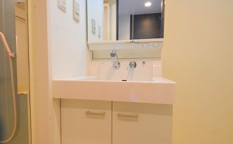 ※室内写真は同マンション内・別タイプの参考画像となります。