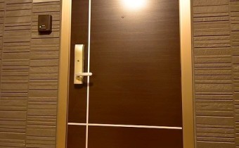 玄関ドア