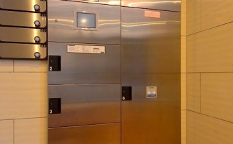 宅配ボックス