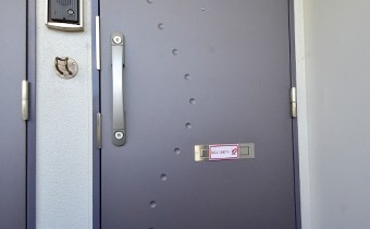 玄関ドア