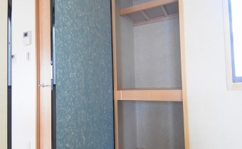 和 6 押入れ