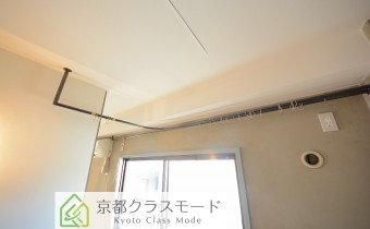 仕切り用のカーテンレール