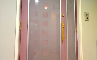 玄関ドア