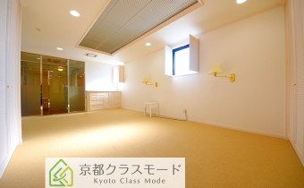 Room 18