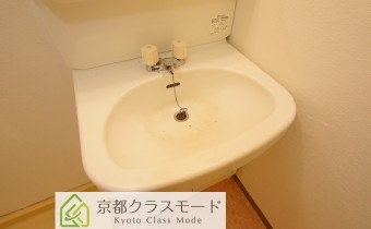 独立洗面台