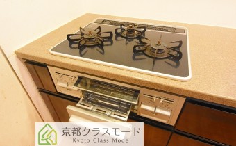 ※室内写真は同マンション内・別タイプの参考画像となります。