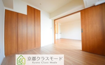 ※室内写真は同マンション内・別タイプの参考画像となります。