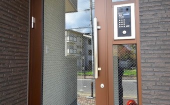 マンション入口