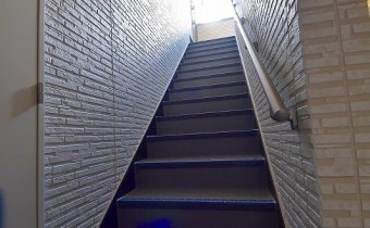 共用階段