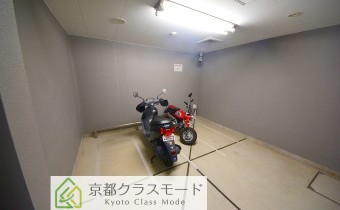 バイク置き場
