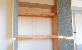 和室4.5の押入れ