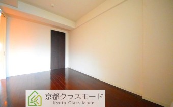 Room 6