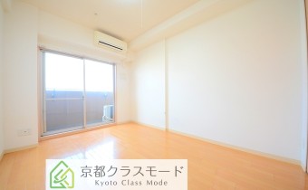 洋室6.7帖