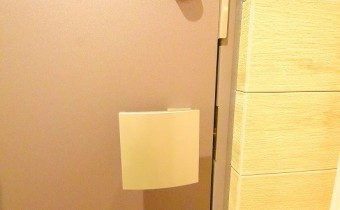 ダブルロック玄関ドア