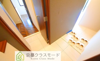 玄関・別アングル