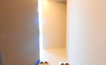 玄関・別アングル