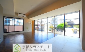鴨川近くの落ち着いた立地の「築浅」1LDK☆