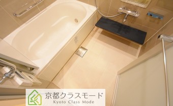 ※室内写真は同マンション内・別タイプの参考画像となります。