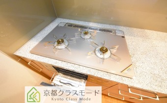 ※室内写真は同マンション内・別タイプの参考画像となります。