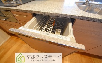 ※室内写真は同マンション内・別タイプの参考画像となります。