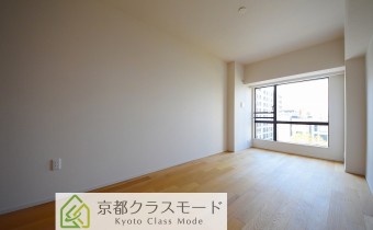 ※室内写真は同マンション内・別タイプの参考画像となります。