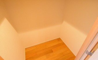 ※室内写真は同マンション内・別タイプの参考画像となります。