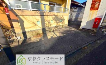敷地内ガレージ　※ガレージはセット契約となります。