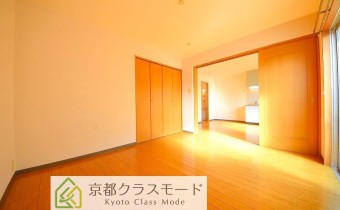 洋室6.7帖・別アングル