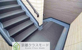 共用階段