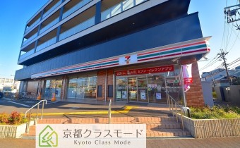 １階はセブンイレブンです♪