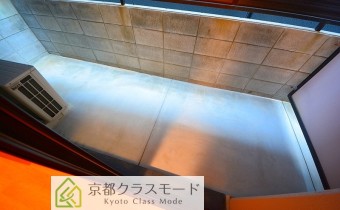 ベランダ　※陽当たりは△